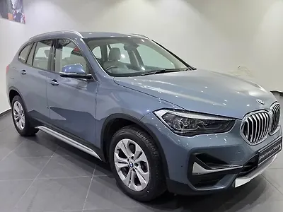 2021 बीएमडब्ल्यू X1 एसड्राइव20i एक्सलाइन 1