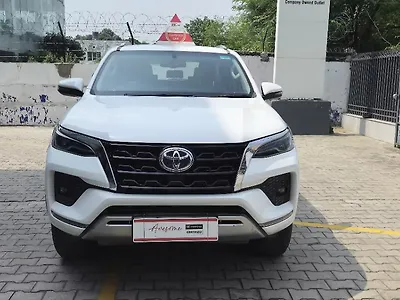 2021 Toyota Fortuner 2.8 4x4 AT 1