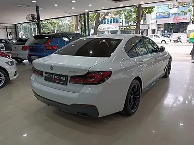 2022 BMW 5 Series 530i M Sport