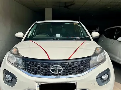 2018 Tata Nexon XE Diesel 1