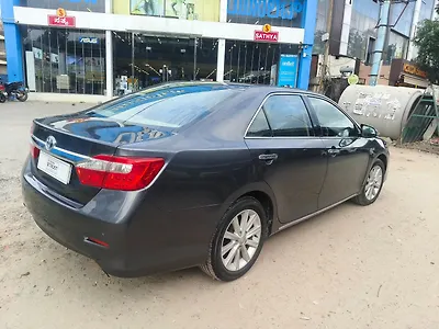 2014 Toyota Camry Hybrid