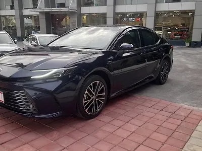2025 Toyota Camry Elegant Hybrid (Electric + Petrol) Automatic