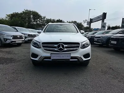 2017 Mercedes-Benz GLC 220 d Progressive 1