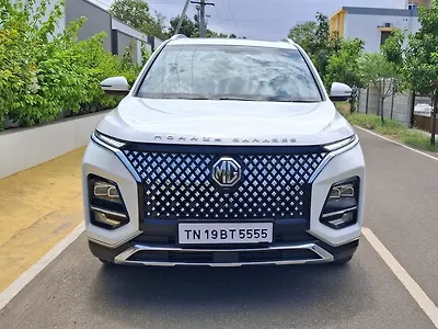 2023 MG Hector Shine 2.0 Diesel Turbo MT 1 2023 MG Hector Shine 2.0 Diesel Turbo MT 1