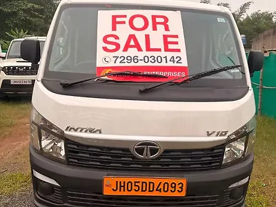 2022 Tata Vista LX Quadrajet 1