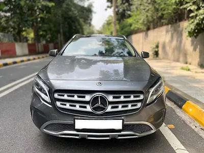 2019 Mercedes-Benz GLA 200 Sport 1