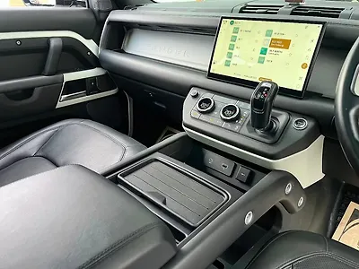 2022 Land Rover Defender 110 HSE 2.0 Petrol