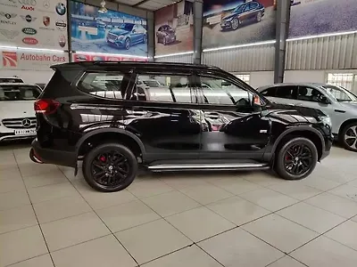 2023 MG Gloster Blackstorm 4WD Diesel Turbo Automatic 7 STR