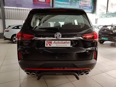 2023 MG Gloster Blackstorm 4WD Diesel Turbo Automatic 7 STR