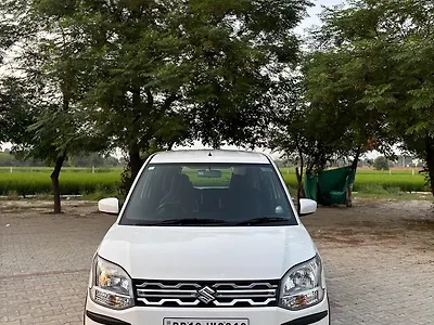 2024 मारुति सुज़ुकी वैगन आर VXI 1.0 [2023-2025] 1