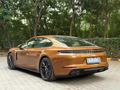 2024 Porsche Panamera GTS