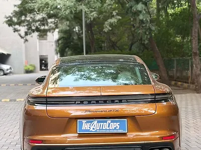 2024 Porsche Panamera GTS