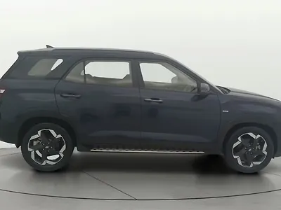 2022 Hyundai Alcazar Signature (O) 6 STR 1.5 Diesel AT