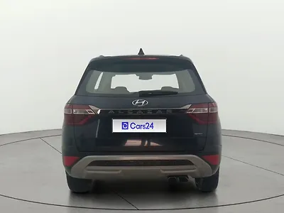 2022 Hyundai Alcazar Signature (O) 6 STR 1.5 Diesel AT