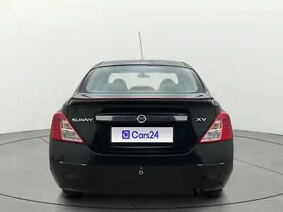 2013 Nissan Sunny XV