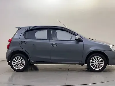2016 Toyota Etios Liva VX