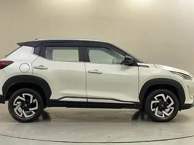 2024 Nissan Magnite XV Premium Dual Tone