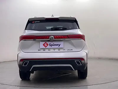 2023 MG Hector Plus Sharp Pro 2.0 Turbo Diesel 6 STR