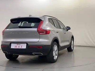 2023 Volvo XC40 B4 Ultimate