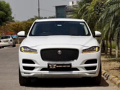 2018 Jaguar F-Pace Prestige 1