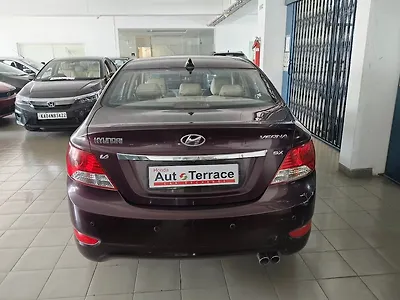 2011 Hyundai Verna Fluidic 1.6 VTVT SX AT