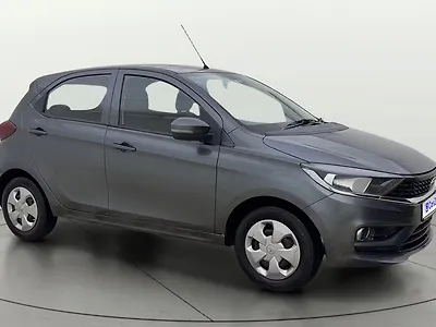 2020 Tata Tiago Revotron XT [2016-2019] 1