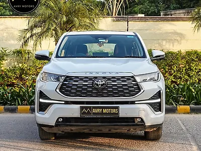 2025 Toyota Innova Hycross ZX (O) Hybrid (Electric + Petrol) Automatic (e-CVT) 7 STR 1 2025 Toyota Innova Hycross ZX (O) Hybrid (Electric + Petrol) Automatic (e-CVT) 7 STR 1