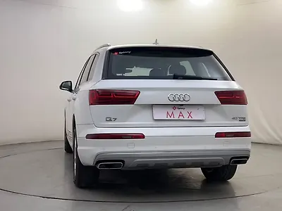 2018 Audi Q7 45 TFSI Premium Plus