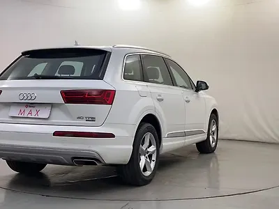2018 Audi Q7 45 TFSI Premium Plus