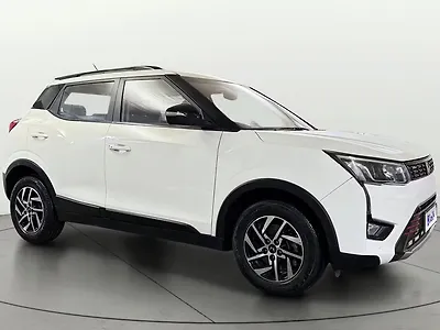 2022 Mahindra XUV300 W8 (O) 1.2 Petrol 1 2022 Mahindra XUV300 W8 (O) 1.2 Petrol 1