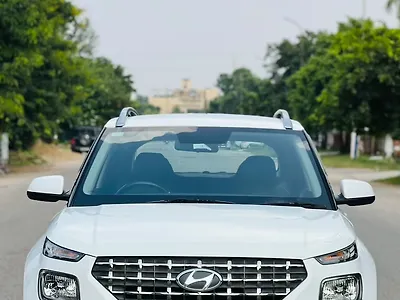 2022 Hyundai Venue S 1.2 Petrol 1 2022 Hyundai Venue S 1.2 Petrol 1