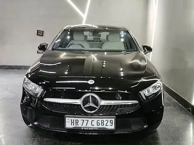 2022 Mercedes-Benz A-Class Limousine 200 1