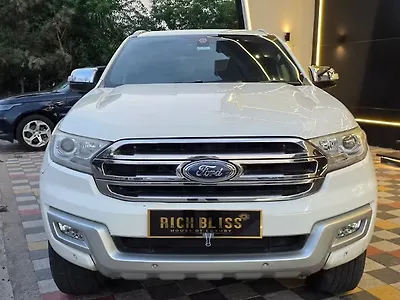 2017 Ford Endeavour Titanium 3.2 4x4 AT 1