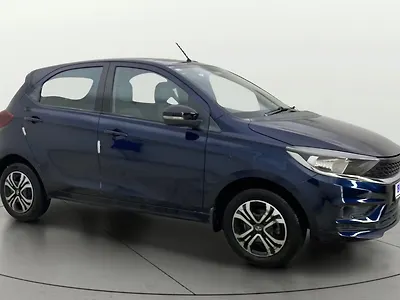 2023 Tata Tiago XT [2023-2025] 1