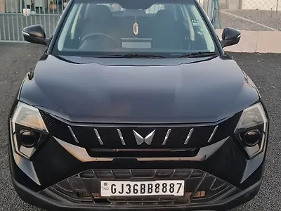 2026 Mahindra XUV 3XO AX5 Diesel 1.5L Turbo Automatic (AMT) 1 2026 Mahindra XUV 3XO AX5 Diesel 1.5L Turbo Automatic (AMT) 1