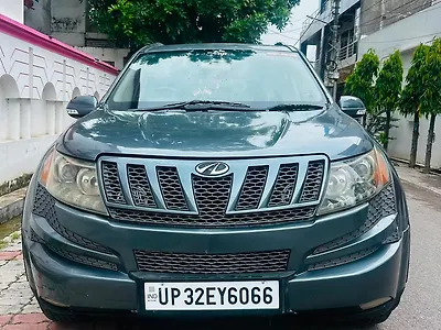 2013 Mahindra XUV500 W8 1