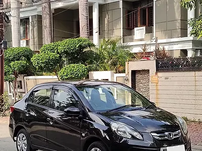 2015 Honda Amaze 1.5 EX i-DTEC 1 2015 Honda Amaze 1.5 EX i-DTEC 1