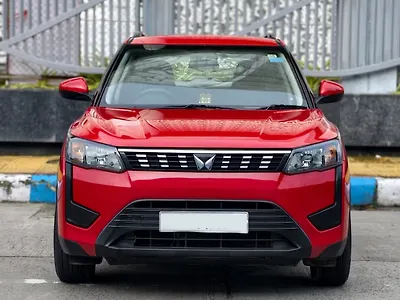 2022 Mahindra XUV300 W6 1.2 Petrol [2019] 1