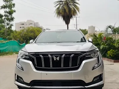 2022 Mahindra XUV700 AX 7 Diesel MT Luxury Pack 7 STR [2021] 1