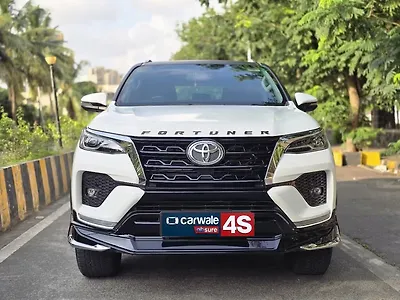 2025 Toyota Fortuner Leader Edition 2WD Diesel 2.8L Turbo Automatic Leader Edition 1 2025 Toyota Fortuner Leader Edition 2WD Diesel 2.8L Turbo Automatic Leader Edition 1