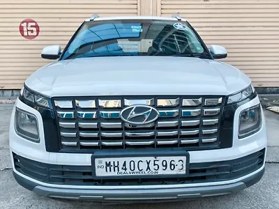 2025 Hyundai Venue E 1.2 Petrol 1