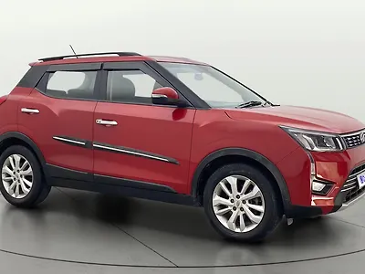 2021 Mahindra XUV300 W8 1.5 Diesel [2020] 1