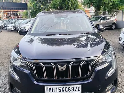 2025 Mahindra XUV700 AX7 2WD Diesel 2.2L Turbo Automatic 7 STR 1 2025 Mahindra XUV700 AX7 2WD Diesel 2.2L Turbo Automatic 7 STR 1