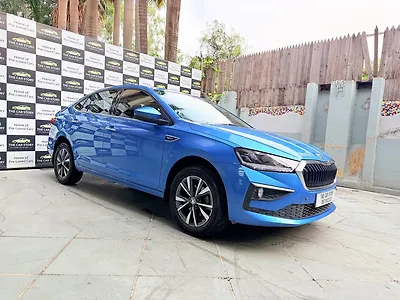 2023 स्कोडा स्लाविया स्टाइल 1.0 लीटर टीएसआई एटी 1