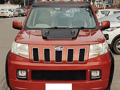 2016 Mahindra TUV300 T8 1