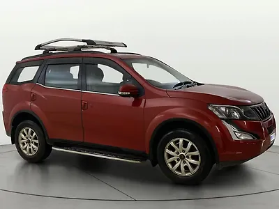 2017 Mahindra XUV500 W10 AWD AT 1 2017 Mahindra XUV500 W10 AWD AT 1