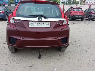 2018 होंडा जैज़ वी सीवीटी पेट्रोल 1 2018 होंडा जैज़ वी सीवीटी पेट्रोल 1