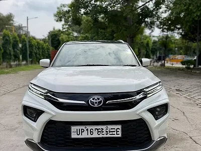 2024 Toyota Urban Cruiser Hyryder S 2WD CNG 1.5L Manual 1 2024 Toyota Urban Cruiser Hyryder S 2WD CNG 1.5L Manual 1