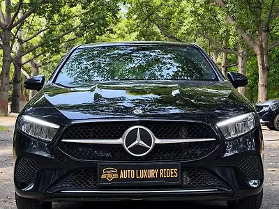 2025 Mercedes-Benz A-Class Limousine 200 1