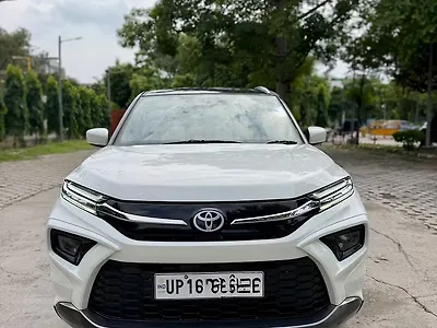 2024 Toyota Urban Cruiser Hyryder S 2WD CNG 1.5L Manual 1 2024 Toyota Urban Cruiser Hyryder S 2WD CNG 1.5L Manual 1